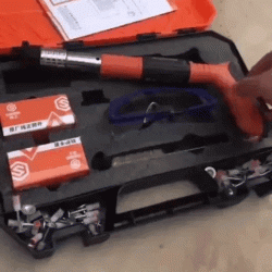 Επαγγελματικό ΠΙΣΤΟΛΙ ΓΙΑ ΚΑΡΦΙΑ  για σκυρόδεμα και άλλα. + 100 ΤΕΜ ΚΑΡΦΙΑ στο Σετ 